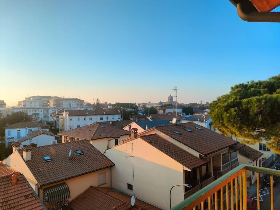 Attico A 2 Passi Dalla Stazione E Centro Storico Ravenna Luaran gambar
